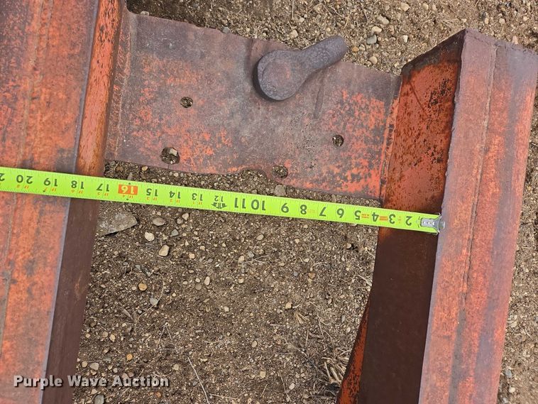 image for item EB1237  Pile driver