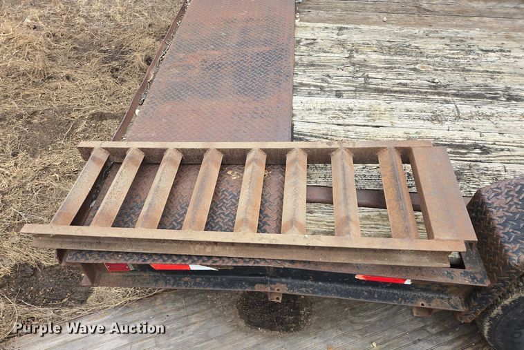 image for item EB1239 1999 Pride of Nebraska equipment trailer