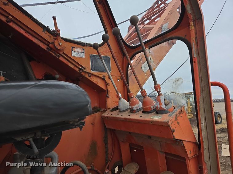 image for item EB1240 1977 Koehring 405 crane