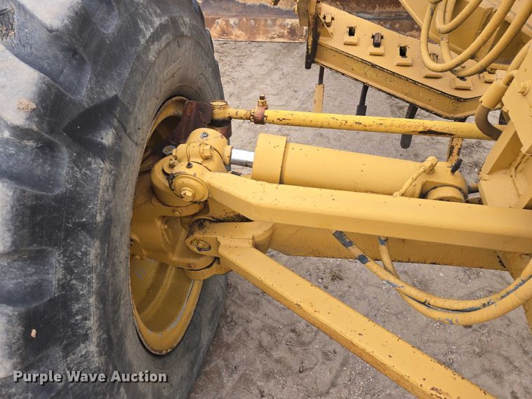 image for item EB1241 1979 Caterpillar 140G motor grader