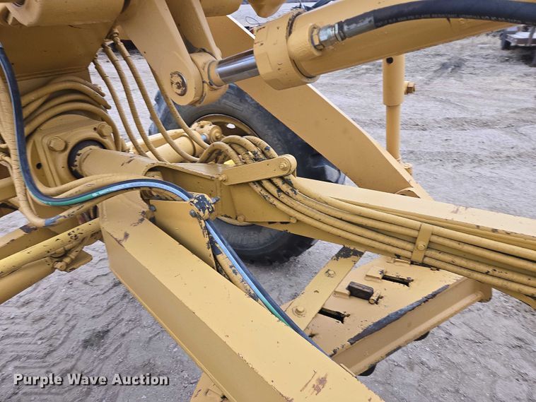 image for item EB1241 1979 Caterpillar 140G motor grader