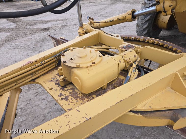 image for item EB1241 1979 Caterpillar 140G motor grader