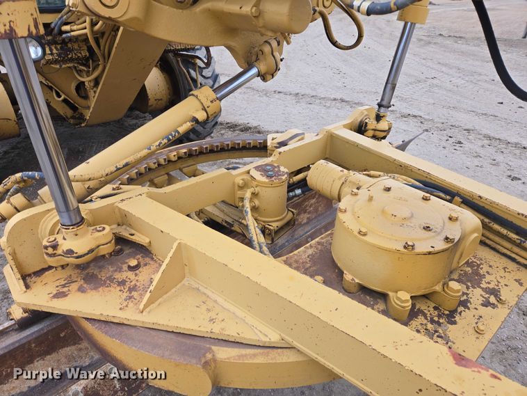 image for item EB1241 1979 Caterpillar 140G motor grader