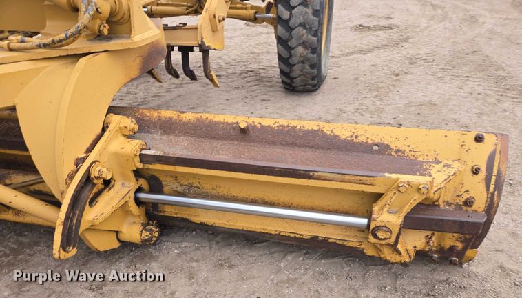 image for item EB1241 1979 Caterpillar 140G motor grader