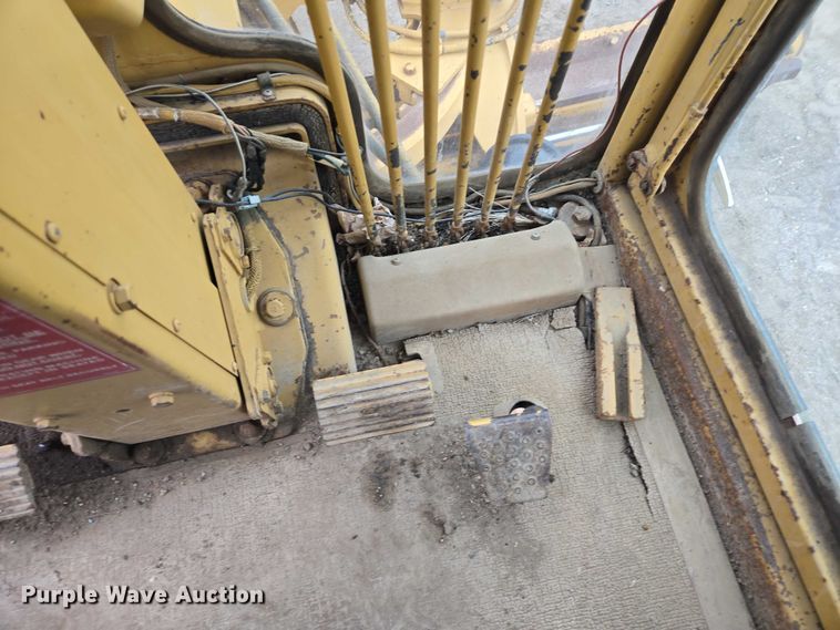 image for item EB1241 1979 Caterpillar 140G motor grader