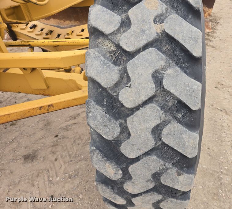 image for item EB1241 1979 Caterpillar 140G motor grader