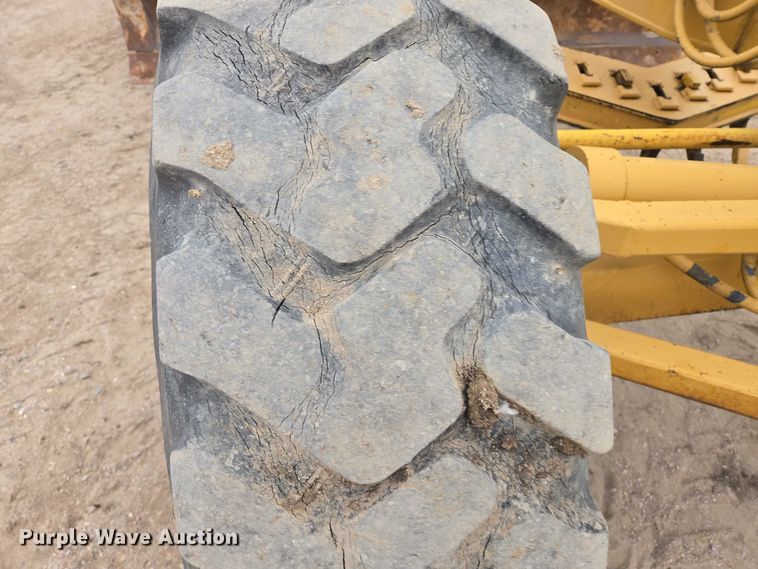 image for item EB1241 1979 Caterpillar 140G motor grader