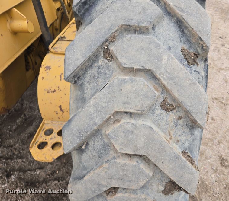 image for item EB1241 1979 Caterpillar 140G motor grader