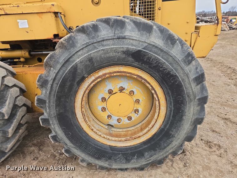 image for item EB1241 1979 Caterpillar 140G motor grader