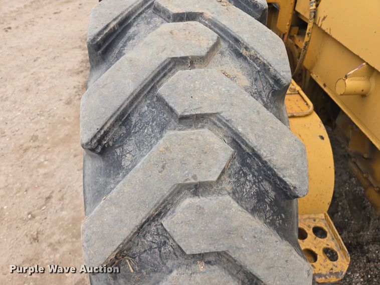 image for item EB1241 1979 Caterpillar 140G motor grader