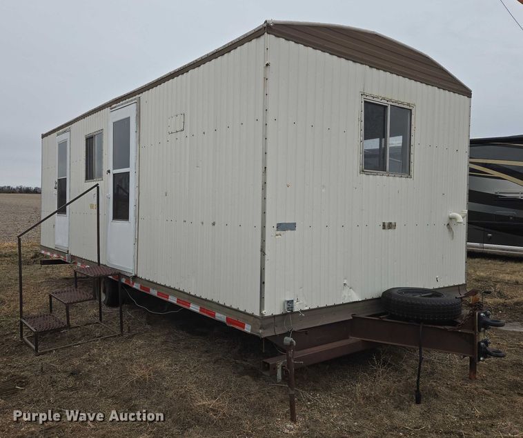 image for item EB1242 1986 Sioux Falls Structures mobile office trailer