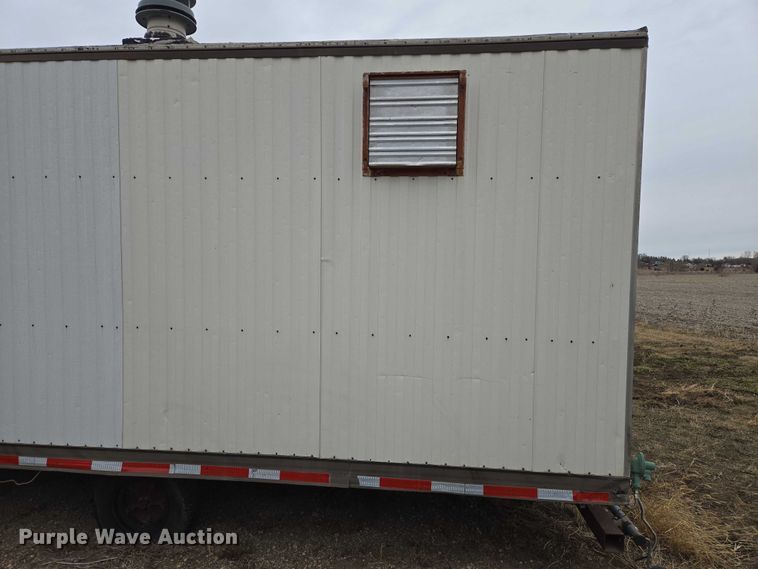 image for item EB1242 1986 Sioux Falls Structures mobile office trailer