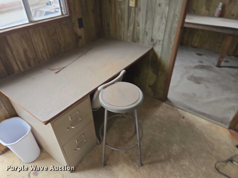 image for item EB1242 1986 Sioux Falls Structures mobile office trailer