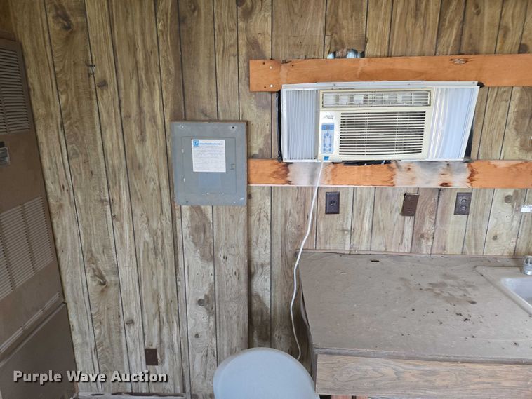 image for item EB1242 1986 Sioux Falls Structures mobile office trailer