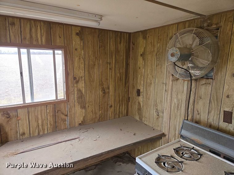 image for item EB1242 1986 Sioux Falls Structures mobile office trailer