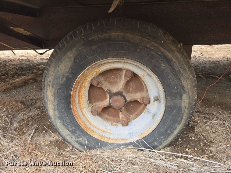 image for item EB1242 1986 Sioux Falls Structures mobile office trailer