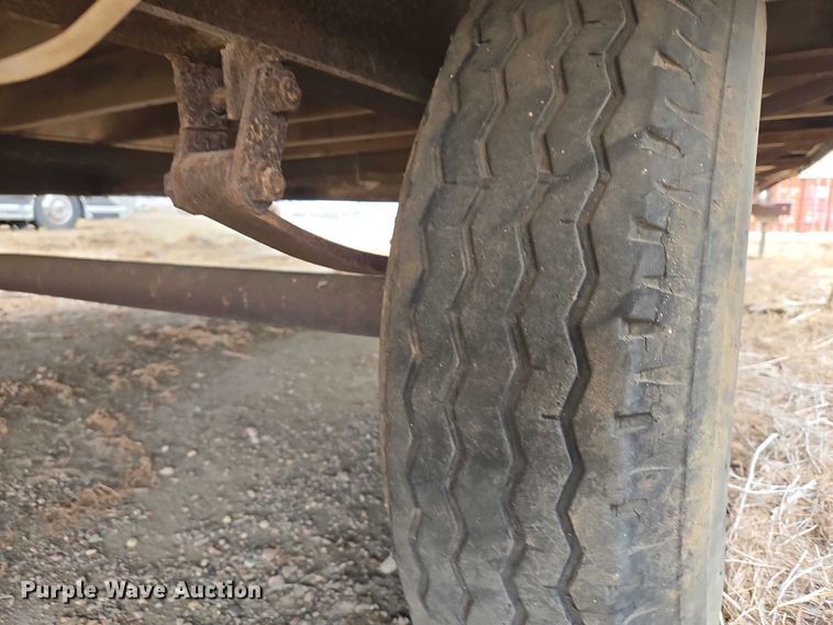 image for item EB1242 1986 Sioux Falls Structures mobile office trailer