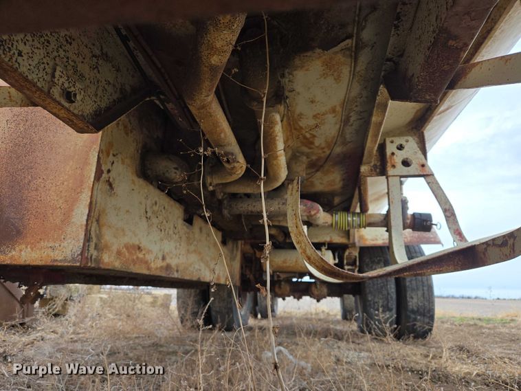 image for item EB1243 1955 TrailMobile tank trailer