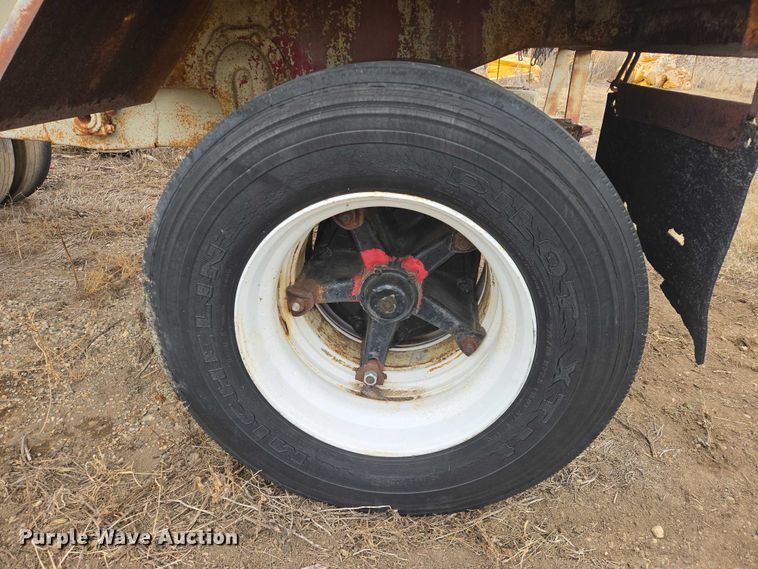 image for item EB1243 1955 TrailMobile tank trailer