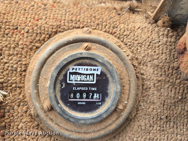 image for item EB1260 Pettibone Cary-Lift 204 material handler