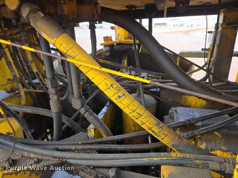 image for item EB1260 Pettibone Cary-Lift 204 material handler