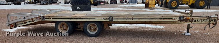 image for item EB1261 1987 Trail King TK40-2400 equipment trailer