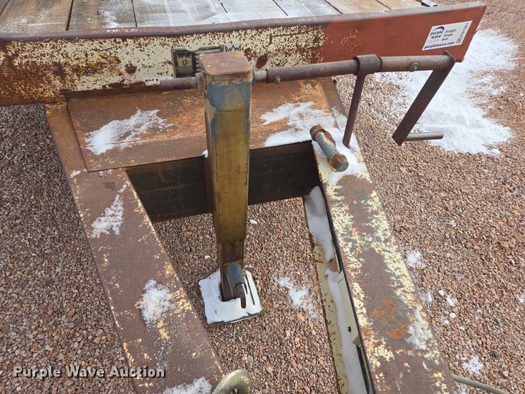 image for item EB1261 1987 Trail King TK40-2400 equipment trailer