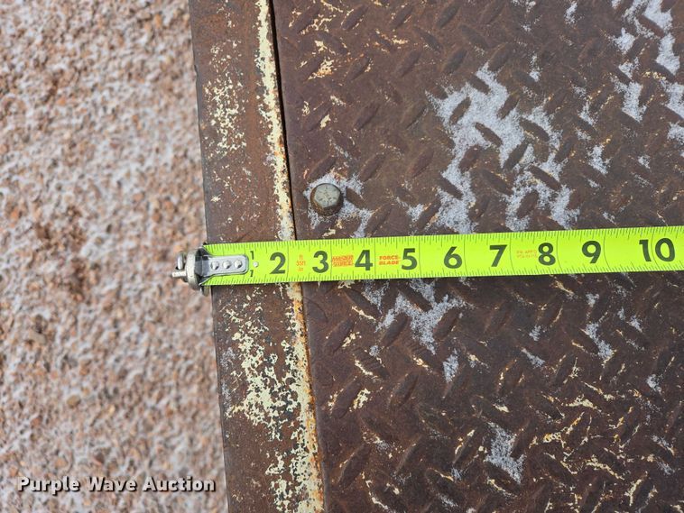 image for item EB1261 1987 Trail King TK40-2400 equipment trailer