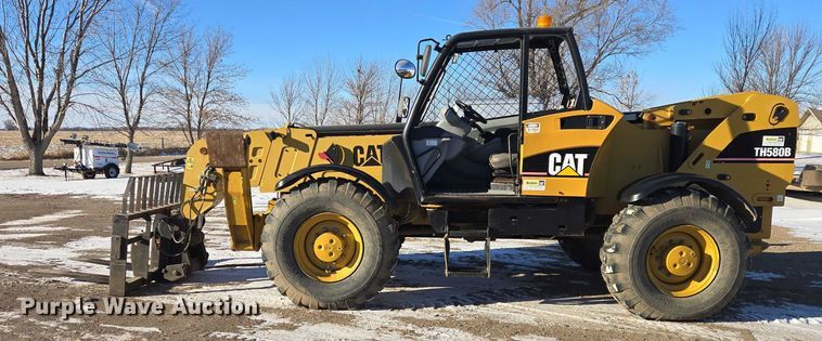 image for item EB1263 2005 Caterpillar TH580B telehandler