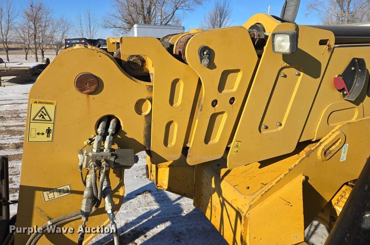 image for item EB1263 2005 Caterpillar TH580B telehandler