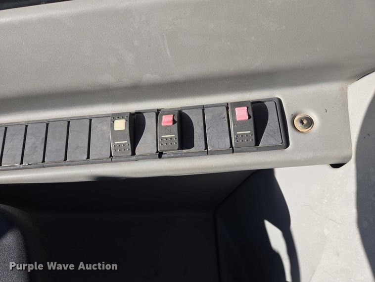 image for item EB1263 2005 Caterpillar TH580B telehandler