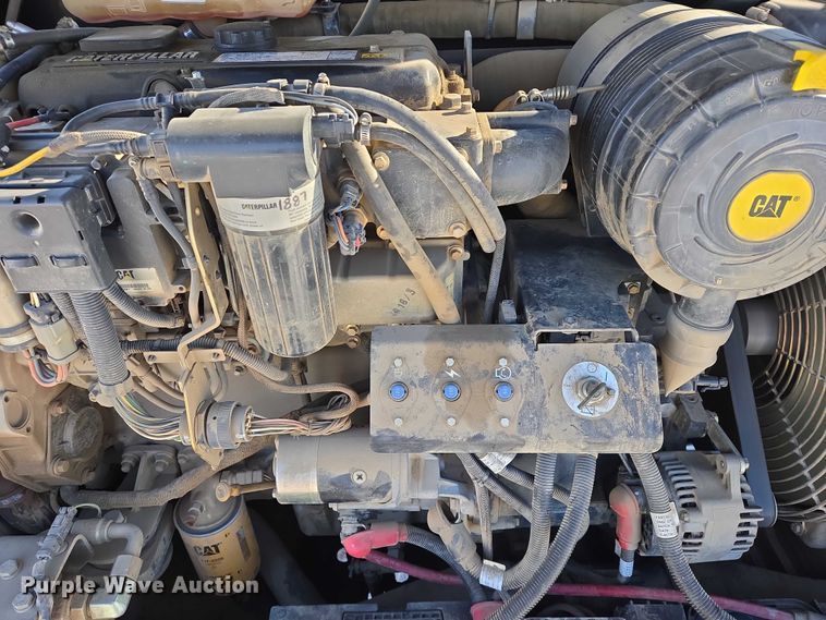 image for item EB1263 2005 Caterpillar TH580B telehandler