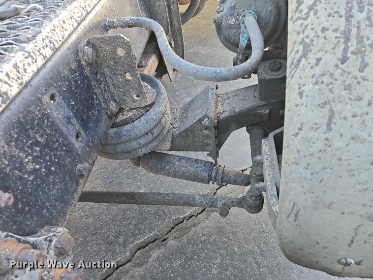 image for item EB1266 2006 Freightliner CST120 semi truck