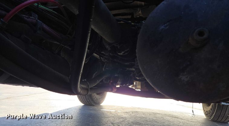 image for item EB1266 2006 Freightliner CST120 semi truck