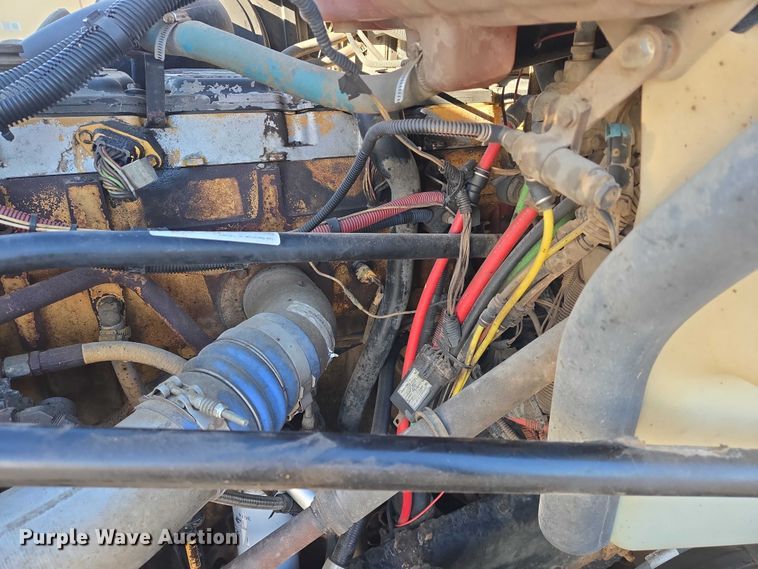 image for item EB1266 2006 Freightliner CST120 semi truck