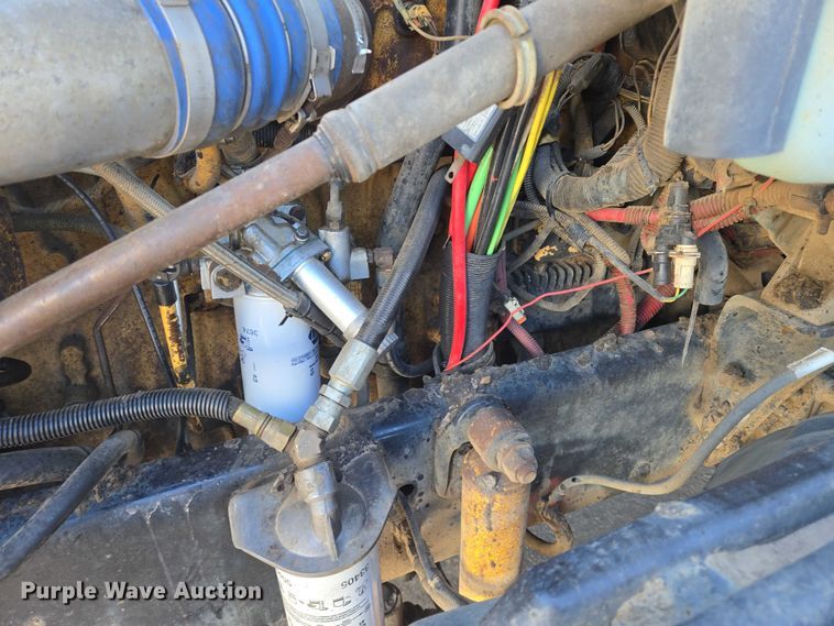 image for item EB1266 2006 Freightliner CST120 semi truck