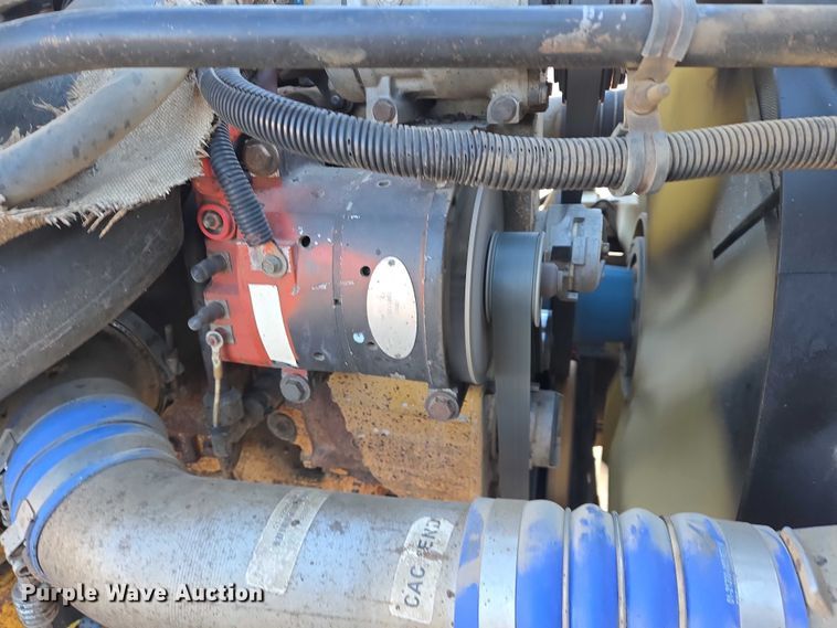 image for item EB1266 2006 Freightliner CST120 semi truck