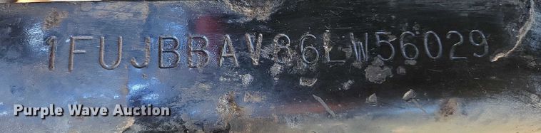 image for item EB1266 2006 Freightliner CST120 semi truck