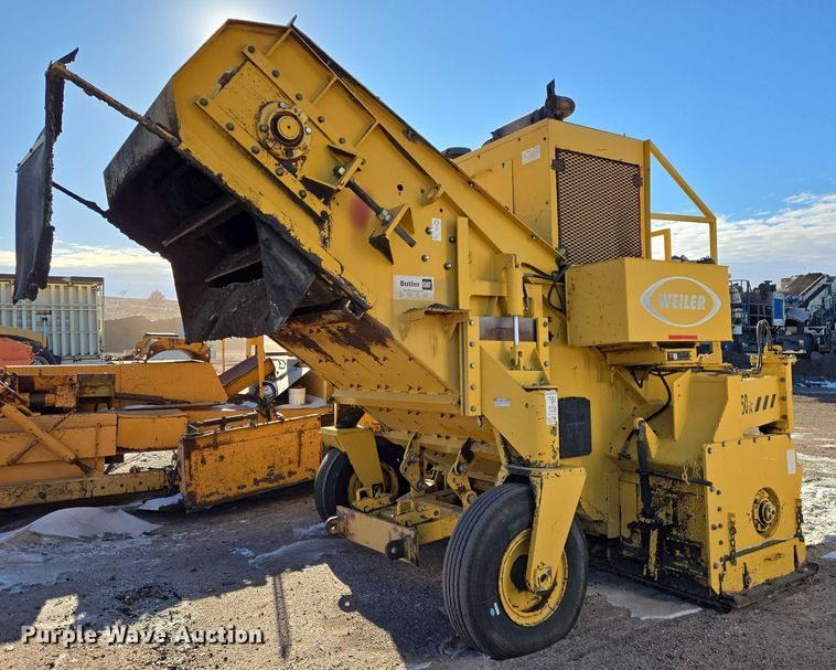 image for item EB1267 Weiler E650A windrower