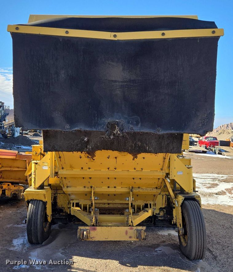 image for item EB1267 Weiler E650A windrower