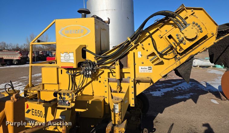 image for item EB1267 Weiler E650A windrower