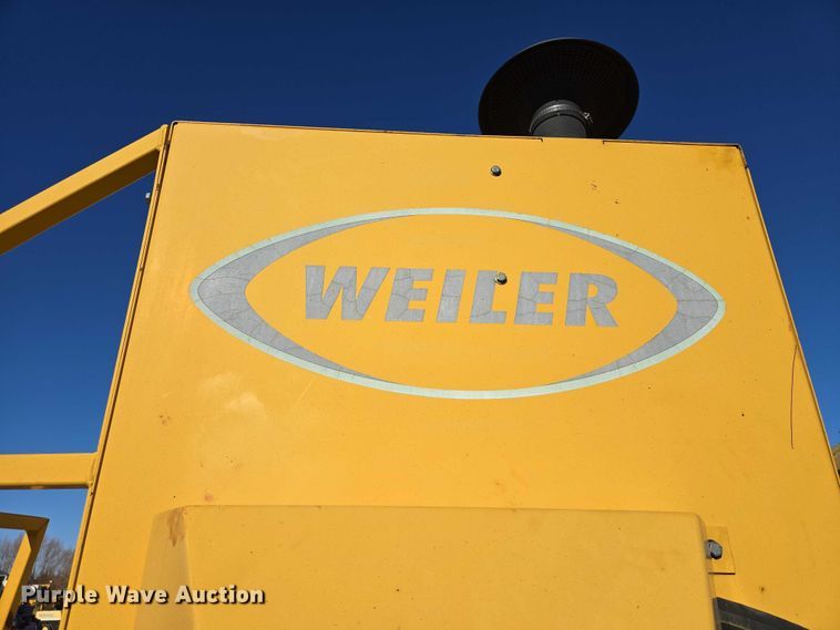 image for item EB1267 Weiler E650A windrower