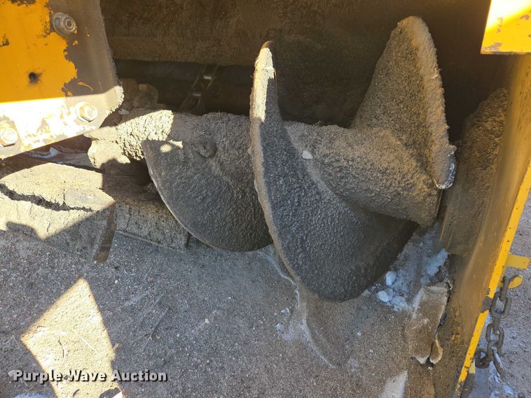 image for item EB1267 Weiler E650A windrower