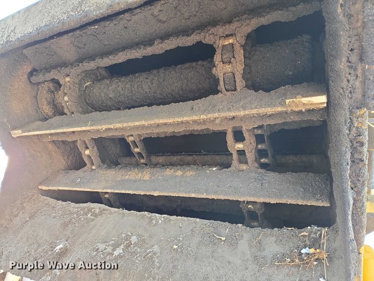 image for item EB1267 Weiler E650A windrower