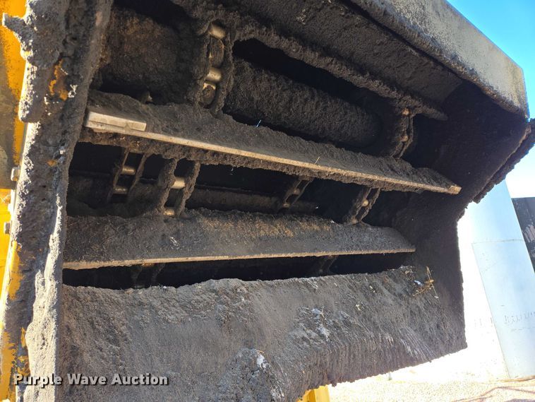 image for item EB1267 Weiler E650A windrower