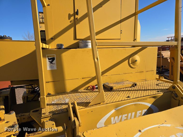 image for item EB1267 Weiler E650A windrower