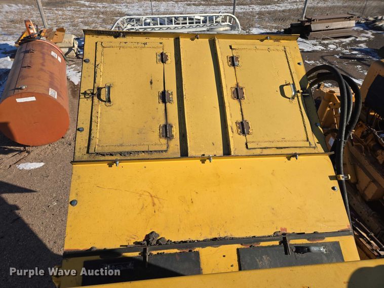 image for item EB1267 Weiler E650A windrower