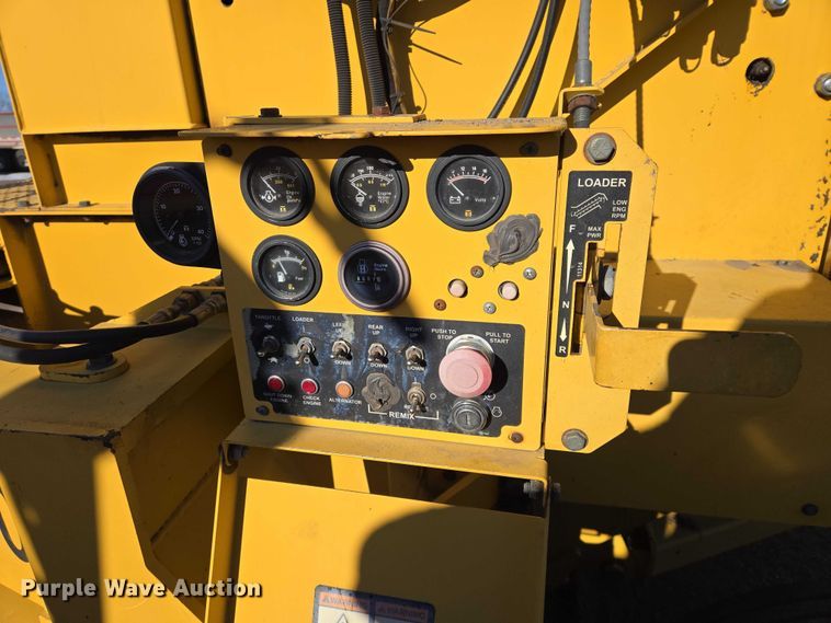 image for item EB1267 Weiler E650A windrower