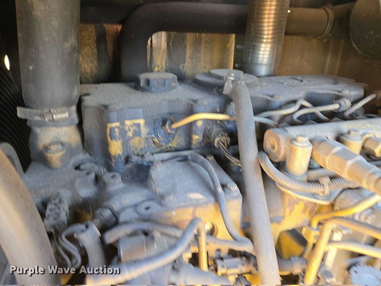 image for item EB1267 Weiler E650A windrower