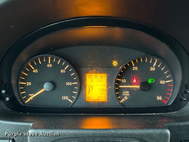 image for item EC8182 2018 Freightliner 2500 van